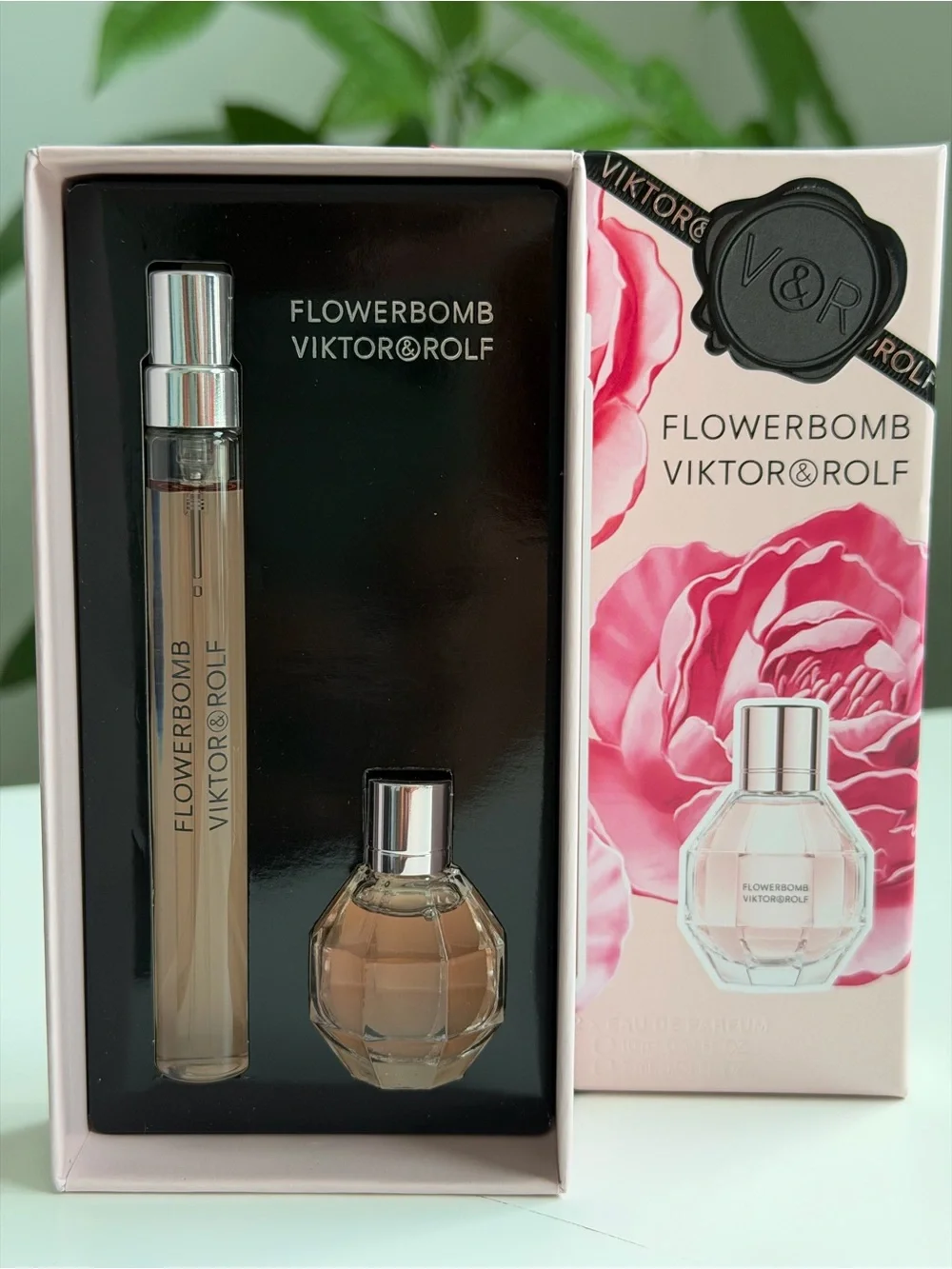 Viktor&Rolf Flowerbomb EDP Gift Set 10ml Travel Spray + 7ml Mini NIB